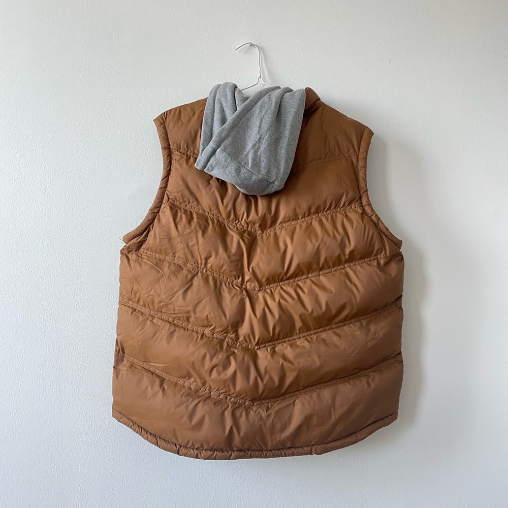 Puffer Vest - Picture 3 of 4